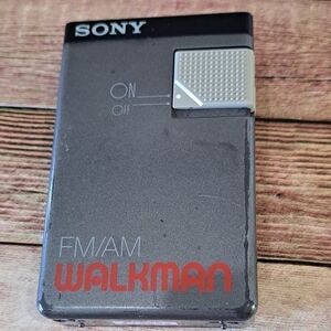 Sony Walkman SRF19W AM/FM Portable Radio Gray and Black Untested